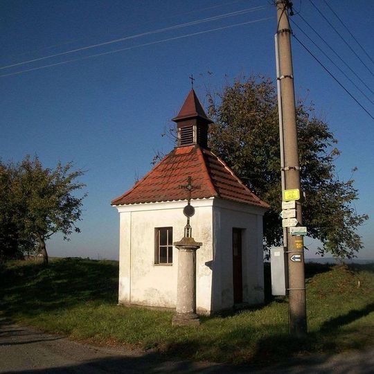 Kaple severně od Chouzov