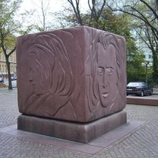 Brahms-Monument