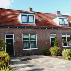 Beter Wonen, negen arbeiderswoningen