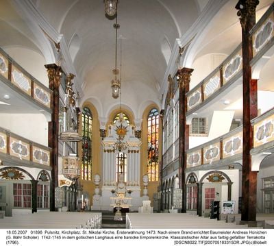 Interior 0