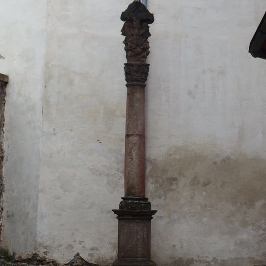 Statues from Mikulovice in Klášterec nad Ohří