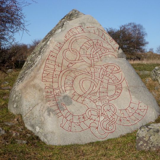 Uppland Runic Inscription 11