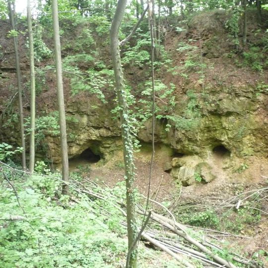 Jaskinie w Płóczkach Dolnych