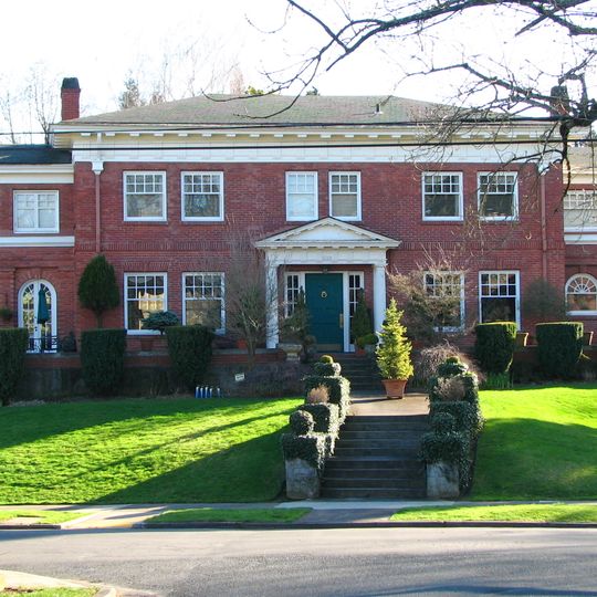 Casa H. Russell Albee