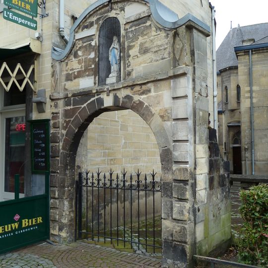Poortje aan de Kerksteeg bij H.H. Nicolaas en Barbara
