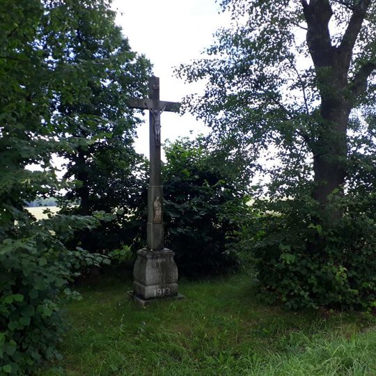 Kříž jižně od Hlavatců