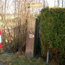 Wegestein bei Am Vincenzgraben 10 (Abzweig Elsteraue)