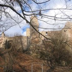 Burgberg "Schwärzenberg" NW von Strahlfeld