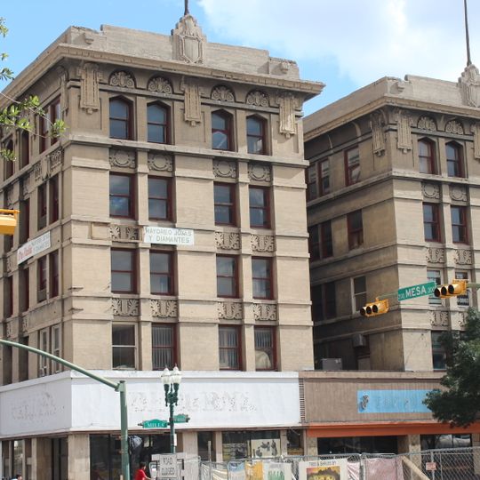 Roberts-Banner Building