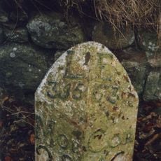 Milepost, Lilburn Tower, in cutting