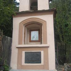 Kaplička s deskou padlým v 1.světové válce v osadě Dřevce