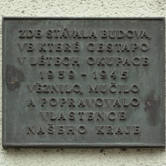 Pamětní deska budovy gestapa