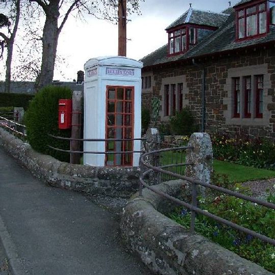 Rhynd, Telephone Call Box