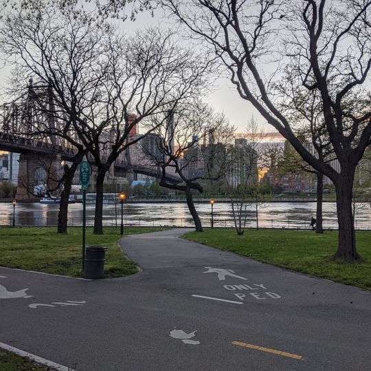 Queensbridge Park
