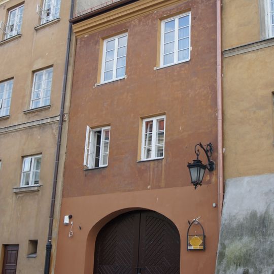 11, Brzozowa Street in Warsaw