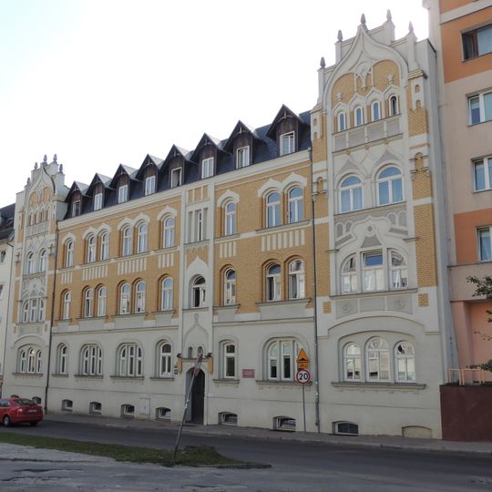 Związku Jaszczurczego 14-14a