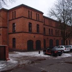 Budynek magazynu broni i amunicji, ob. budynek mieszkalno-usługowy