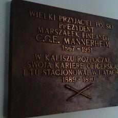 Mannerheimin muistolaatta