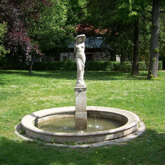 Hygieia-Brunnen, Weißer Hirsch