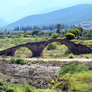 Vrasiatis stone bridge, Agios Andreas