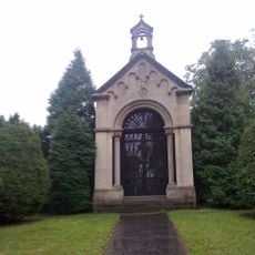 Šlechtický hřbitov s kaplí Laudonů