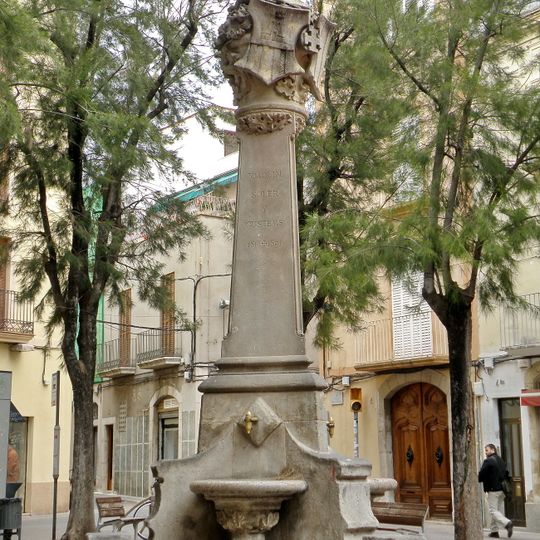 Font de la plaça dels Carros