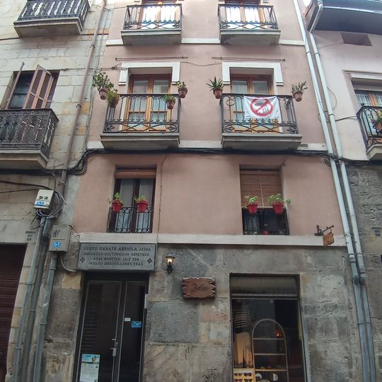 Casa Barrenkalea 27