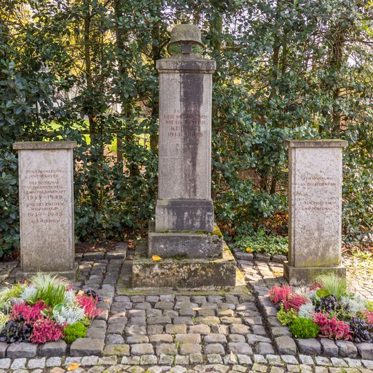 Kriegerdenkmal Ostmerheimer Straße