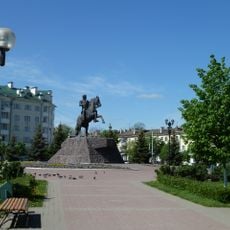 A. P. Yermolov haykali (Oryol)