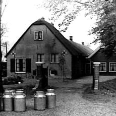 Rondehoep Oost 8, Ouderkerk aan de Amstel