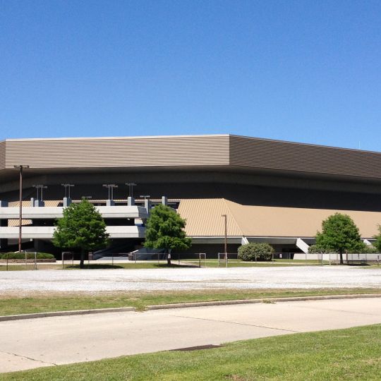 Lakefront Arena