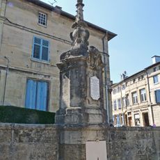 Fontaine de la place de la Fontaine