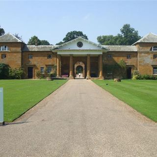 Althorp, Stables