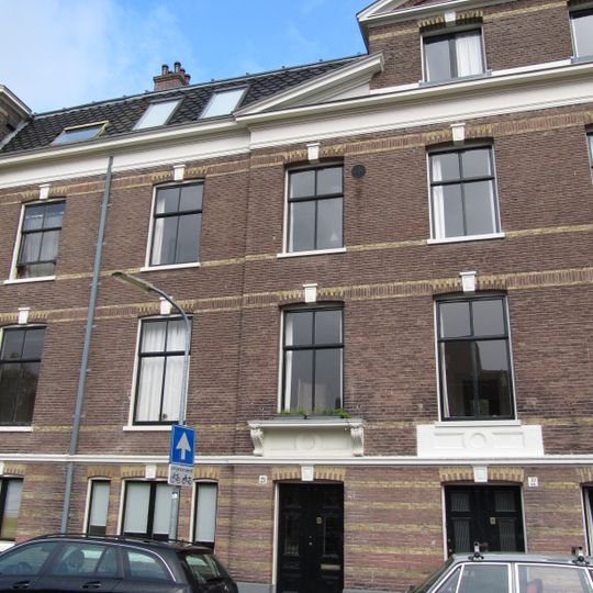 Huis met classicistische kenmerken