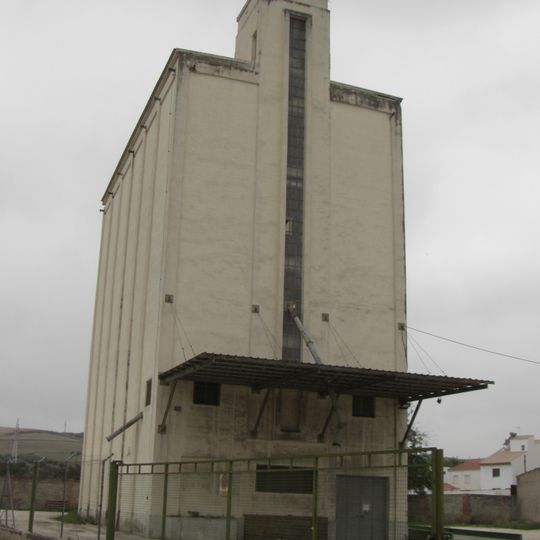 Silo de Villanueva de la Reina