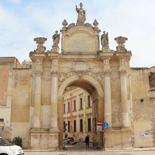 Porta Rudiae