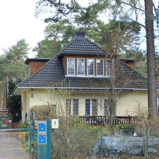 Wohnhaus Am Krähenberg 8