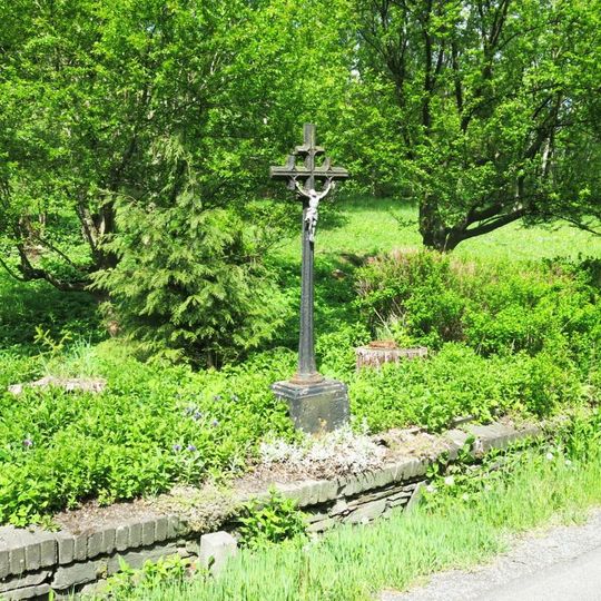 Kříž u domu Husova 38 ve Vejprtech