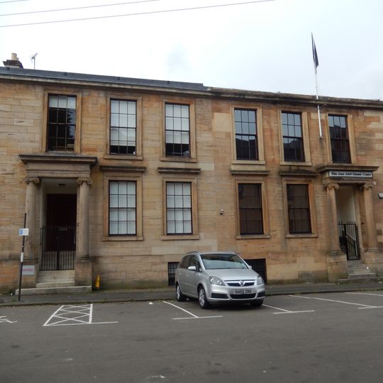 15 Ashley Street, Club