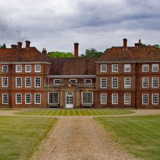 Lullingstone Castle