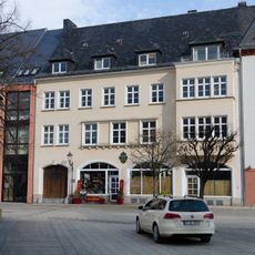 Wohn- und Geschäftshaus mit Erinnerungstafel für Martin Luther Hauptmarkt 22; 23