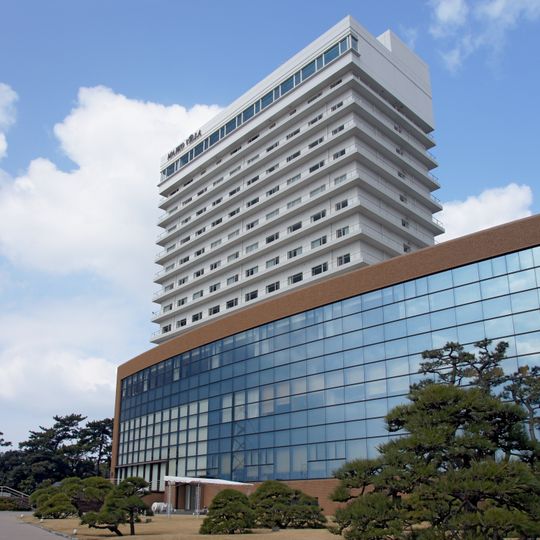 Seaside Hotel Maiko Villa