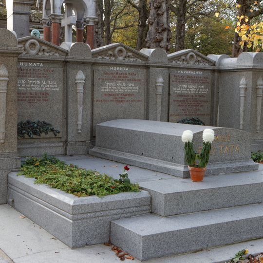 Grave of Tata