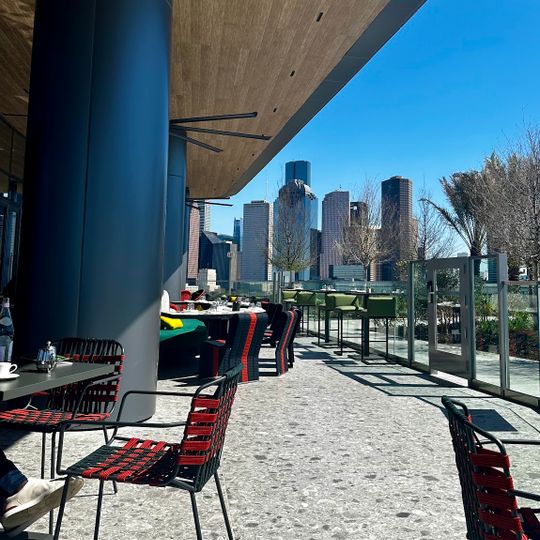 Sol7 Restaurant & Bar