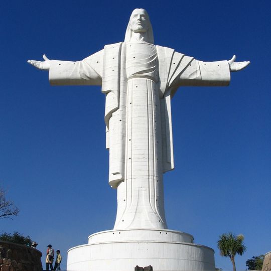 Cristo de la Concordia