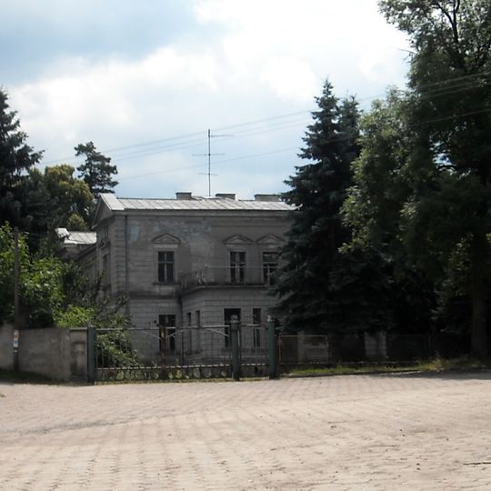 Zespół pałacowy w Lubaszczu