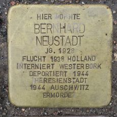 Stolperstein dedicated to Bernhard Neustadt