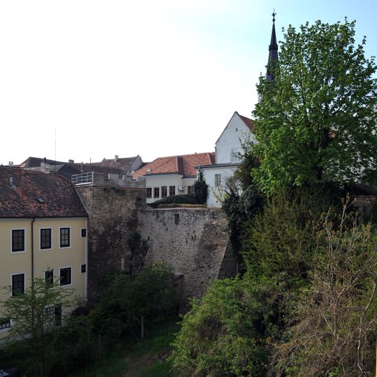 Teile der Stadtmauer und Befestigungsturm