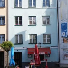 Wohnhaus mit Gastronomie
