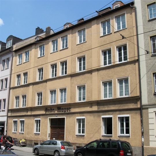 Mietshaus